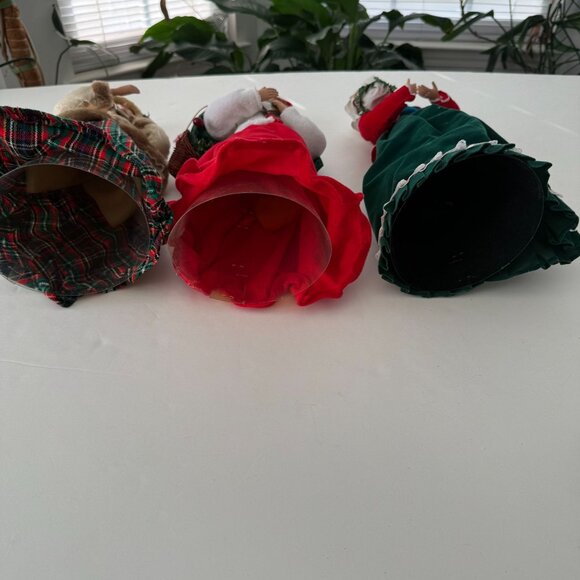 Vintage Christmas Holiday Caroler 18" Figurines Set Of 7 - Picture 12 of 12